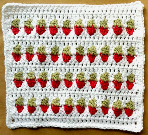 FD062-Strawberries-in-a-Row_800
